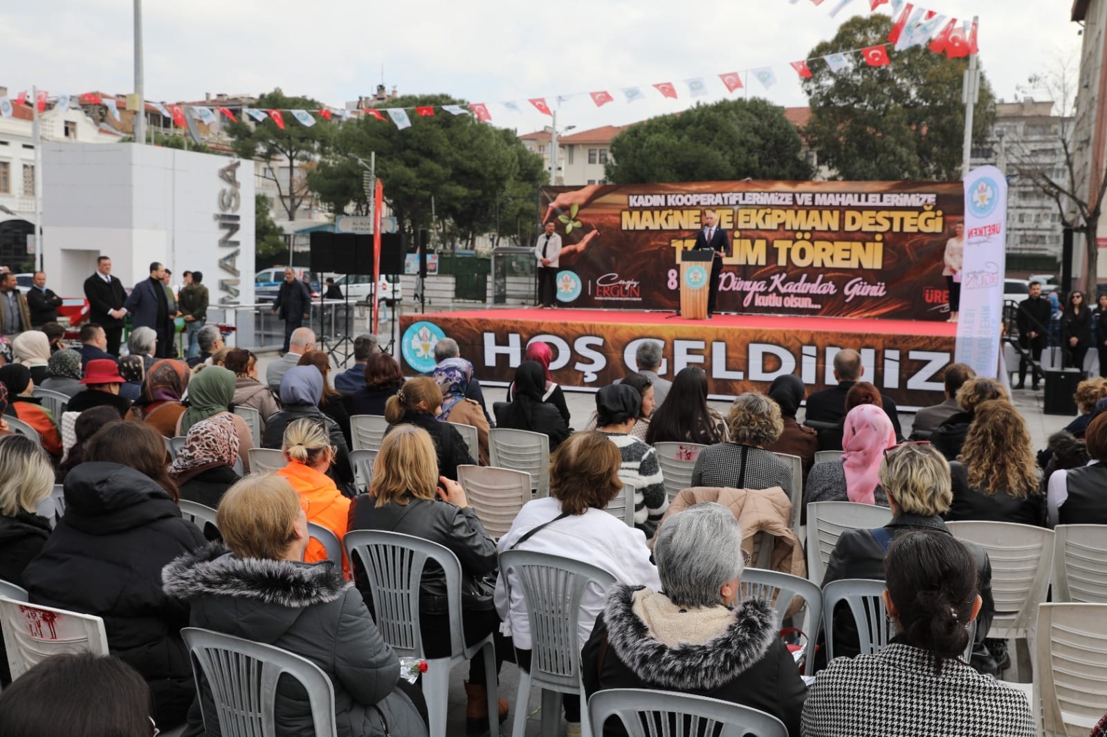 Manisa'da kadın kooperatiflerine ekipman desteği