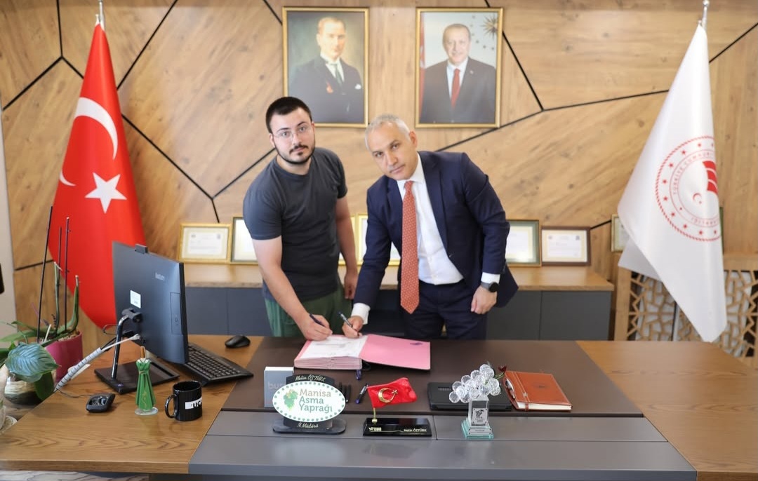 Manisa’da Basınçlı Sulama Hibe Sözleşmeleri Tamamlandı